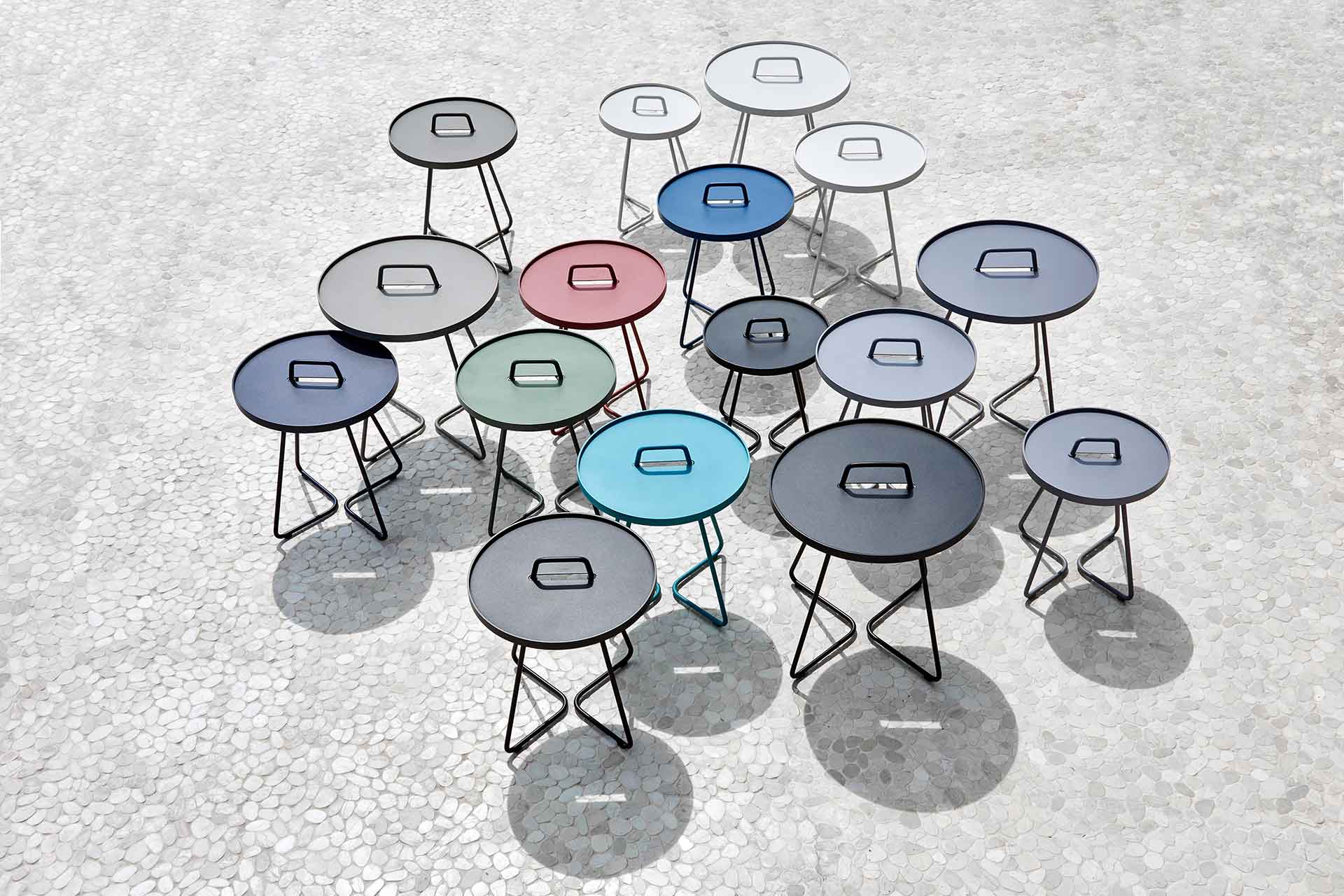on-the-move-side-tables-colours