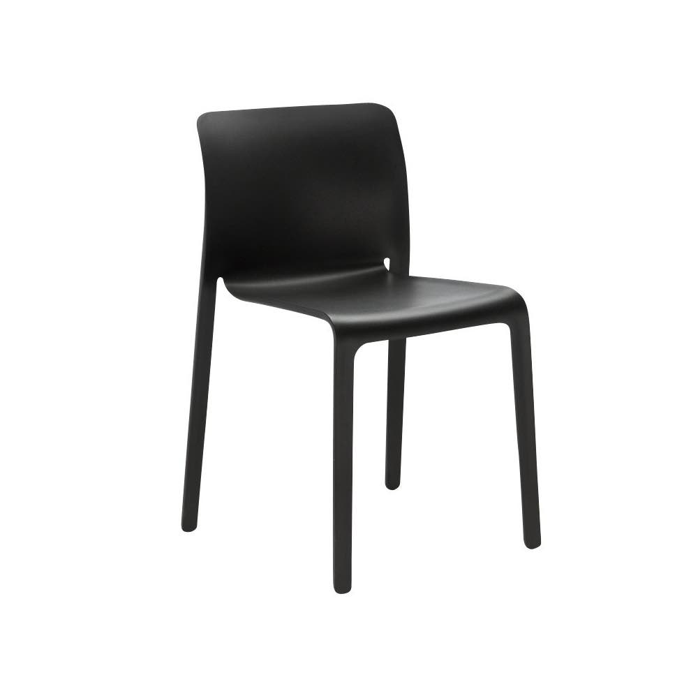 magis-chair-first-schwarz-matt